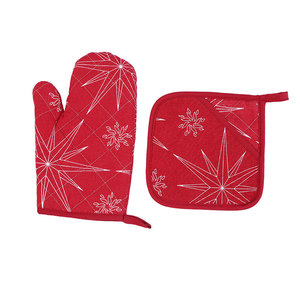 New Christmas decorations, Christmas home and kitchen supplies, <b>microwave</b> oven mitts and heat-resistant mat set. - Product Image 5
