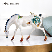 RORO nouveauté design de mode Fujima cheval blanc ornement ornement décoratif de luxe pour les cadeaux d'affaires