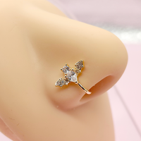 Faux Piercing en Acier Inoxydable Inoxydable Coeur Étoile Zircon Bijou de Nez Clipsable Charnière Jolis Anneaux de Nez Dorés pour Femmes