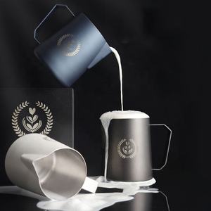 Jarra para espumar al vapor Arriart, jarra para espumar leche de café Latte Art, jarra para espumar leche Barista Art, jarra de leche de acero inoxidable - Product Image 2