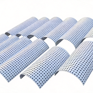 Lámina de Acero Inoxidable Perforada Antideslizante, Superficie Cuadrada con Relieve, para Pasarelas Industriales, Áreas Húmedas, Alta Capacidad de Carga - Product Image 2