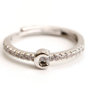 Anillos Ajustables con Iniciales del Alfabeto Inglés de la A a la Z, con Incrustaciones de Diamantes y Circonitas para Mujer - Product Image 3