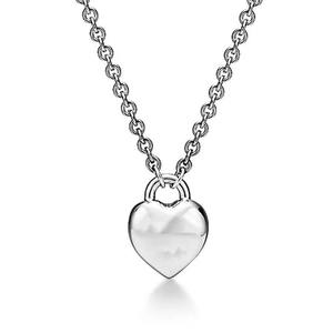 Ensemble de bijoux de mode haut de gamme pour femmes collier de style Tifer avec pendentif coeur et breloques de chaîne en bambou, style chaud en gros - Product Image 6
