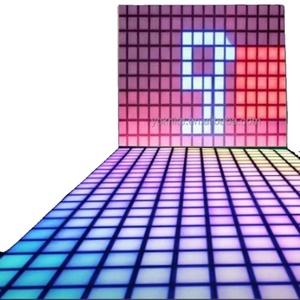 Lumière interactive à matrice LED 30x30cm, brique lumineuse active pour jeux, éclairage de piste de danse, équipement d'éclairage pour parcs d'attractions intérieurs - Product Image 1