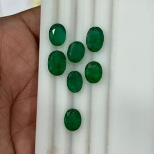 พลอยมรกตแซมเบียธรรมชาติทรงรี ขนาดอิสระ ขายส่งจำนวนมาก ล็อตพลอยมรกตแซมเบีย - Product Image 3