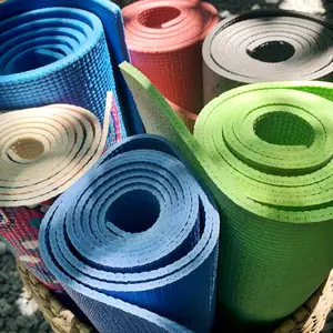 Tapetes Para Yoga Mat PVC pour Hommes et Femmes 6mm-Vente en gros Jaune Exercice & Fitness Mat 4mm Allemand Tapete De Yoga Matt's - Product Image 6