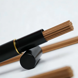 Incienso del Palacio Chino Antiguo E Li Zhang Zhong |   Varillas de Incienso Tradicionales, Naturales y Orgánicas Hechas a Mano |   Tubo Negro de 10g |   Otoño - Product Image 1