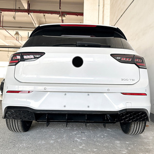 Aileron arrière style tuning noir mat pour Volkswagen Golf 8.5 R Line - Product Image 3