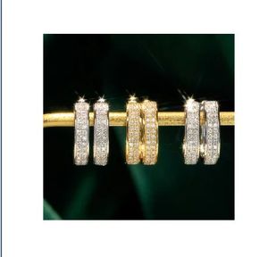 Proveedor Mayorista de Joyería de Oro de 18K, Servicio Personalizado OEM/ODM, Precio de Fábrica, Aretes de Oro Rosa con Certificación, Listos para Enviar - Product Image 1
