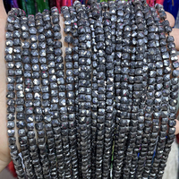 Vente en gros de perles de pierres précieuses bleues naturelles 4x4mm de haute qualité Lapis Lazuli perles cubes à facettes brins pour la fabrication de bijoux à bricoler soi-même (AB2132)