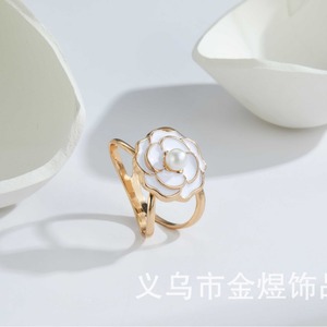Hebilla para Bufanda Estilo Hong Kong Retro con Diseño de Flor de Camelia en Aleación, Accesorio de Vestir Invierno 2023, Origen Jinhua - Product Image 2