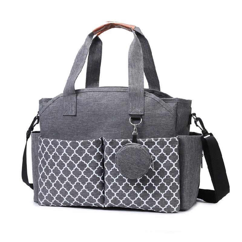 สีเทาอ่อน