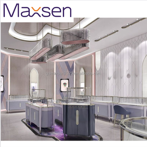 Vetrina per Gioielli Moderna ed Elegante in Oro con Illuminazione LED per Negozi di Lusso e Design d'Interni - Product Image 3