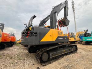 Machines de construction d'occasion Volvo 240 24 tonnes Pelle hydraulique sur chenilles d'occasion Volvo 240 Ec240 - Product Image 2