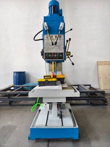 <span class=keywords><strong>Perceuse</strong></span> à <span class=keywords><strong>colonne</strong></span> verticale automatique Z5150 220V avec <span class=keywords><strong>table</strong></span> transversale XY, moteur, boîte de vitesses et roulement pour perçage - Product Image 2