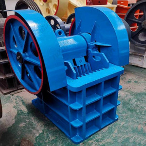 Trituradora de mandíbulas portátil azul de tamaño pequeño para equipos de trituración de piedra y carbón - Product Image 3