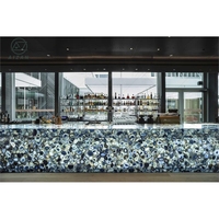 Meubles de restaurant japonais, comptoir de bar moderne en marbre translucide avec éclairage LED, table de service Izakaya personnalisée