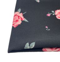 Vente en gros de tissu en mousseline de soie à bulles imprimé de fleurs en polyester/tissu imprimé floral en soie pour les vêtements tissés
