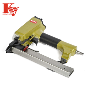Grapa de <span class=keywords><strong>calibre</strong></span> <span class=keywords><strong>18</strong></span>, serie 4K, 25-38mm de longitud, 438K, <span class=keywords><strong>pistola</strong></span> grapadora neumática Industrial de alambre medio para uso en fábrica - Product Image 1