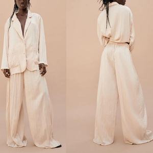 ชุดเซ็ตผ้าลินินสองชิ้นสำหรับผู้หญิง สไตล์ลำลอง เรียบร้อย ประกอบด้วยเสื้อเชิ้ตปกปกติและกางเกงขายาวเอวสูง สีพื้น เหมาะสำหรับใส่ในช่วงฤดูใบไม้ร่วง - Product Image 1