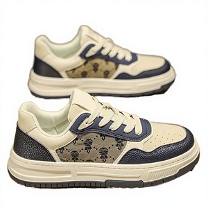 Nouvelles chaussures de course décontractées pour hommes, légères, respirantes, en PU souple, à la mode, blanches, à semelle épaisse, printemps été automne - Product Image 3