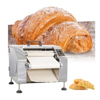 Machine à rouler la pâte à croissants la plus vendue, machine à former les croissants, machine à fabriquer les croissants