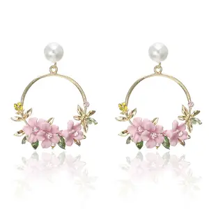 Simple Fashion Shell Carving Stud Earring Inlaid Rhinestone Personality Sweet Flower Earring For Women Jewelry