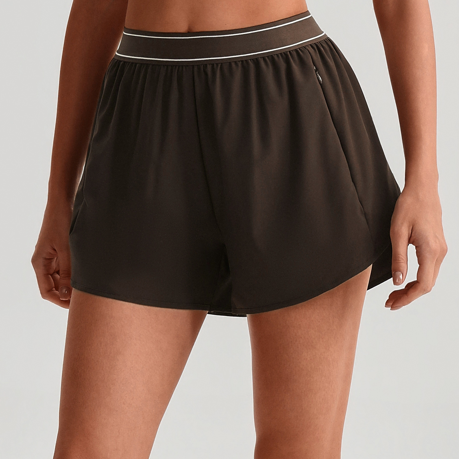 High-Waist Activewear Pants: closure, strap or waistband adjustment reference