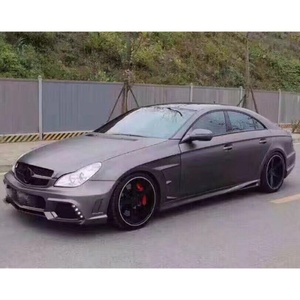 Kit carrosserie WLAD pour Mercedes-Benz CLS W219 (2004-2010) avec phares antibrouillard, pare-chocs avant/arrière, ailes et jupes latérales - Product Image 3