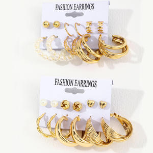 Conjunto de Aretes de Moda, Chapados en Oro, Aleación con Imitación de Perla, Estilo Vintage para Mujer, Joyería para Fiesta - Product Image 2