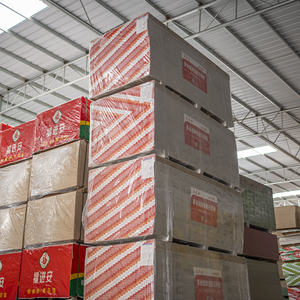 Plaque de plâtre moderne de 12 mm pour cloisons sèches, en gypse naturel pur, pour usage intérieur, forme de dalle de plafond carrée - Product Image 2