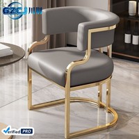 Chaise de restaurant ergonomique de style italien moderne, revêtement en cuir, design empilable pour hôtels, bureaux, salons de beauté