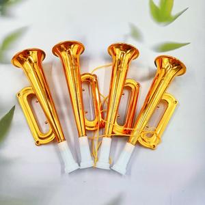 Juguetes de instrumentos musicales, trompeta dorada, accesorios para animar, trompeta de juguete - Product Image 3