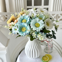 Bouquet de chrysanthèmes artificiels en soie faits à la main - Décoration réaliste et moderne pour mariage, fête des mères, Noël, maison, hôtel, événements