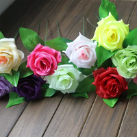 Vente en gros de têtes de roses en soie pour décoration de mariage, arrangements floraux DIY et arches, pour la Saint-Valentin et Noël 7