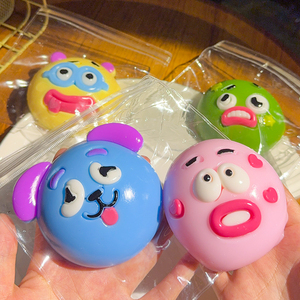 ของเล่นบีบสัตว์น่ารักยอดนิยม รุ่นเปลี่ยนหน้าได้ Smush & Stay SquishyTPR ของเล่นบีบคลายเครียดสำหรับเด็ก ของเล่นเสริมพัฒนาการ สำหรับโปรโมชั่น - Product Image 1