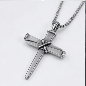 yunnique <b>Cross</b> Necklace Stainless Steel Unisex Pendant Geometric Design Heavy Duty Hip Hop Street Trendy Jewelry - Product Image 3