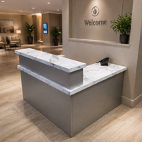 Comptoir de réception moderne personnalisé avec éclairage LED, surface solide résistante aux rayures et réparable, pour bureau, hôtel, clinique