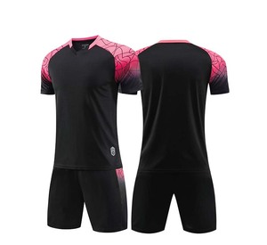 Vêtements de sport, survêtement de football par sublimation, maillot de football personnalisé pour hommes, maillot de football et de soccer imprimé, fabriqué en Chine - Product Image 1