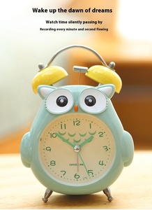 Reloj de Escritorio de Cuarzo con Forma de Búho, con Luz Nocturna Cálida y Alarma, para Dormitorio, Oficina y Decoración de la Pausa del Almuerzo, Reloj de Mesa de Color Cálido - Product Image 3