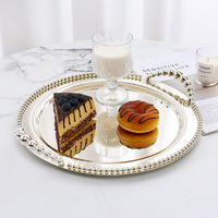 Europese luxe retro taartborden, fruit- en snackborden, zilveren borden, sierlijke schotels, bruiloftdecoratie, dessertpresentatie