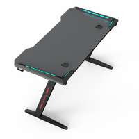 Bureau de jeu Offre Spéciale avec lumières LED RVB Table de bureau de jeu d'ordinateur pour Gamer
