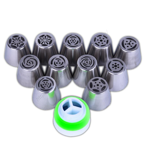 Herramientas de Decoración de Pasteles para Cocina H207 al por Mayor, Incluye Convertidor de Tamaño Grande, Acero Inoxidable 304, Herramienta Rusa de Una Pieza para Hacer Flores - Product Image 1