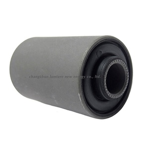 Casquillo de goma de ballesta trasera para Nissan Navara Xterra <span class=keywords><strong>Toyota</strong></span> Hiace <span class=keywords><strong>Hilux</strong></span> Tacoma 90389-14037 9038914037 90389-14060 9038914060 - Product Image 1