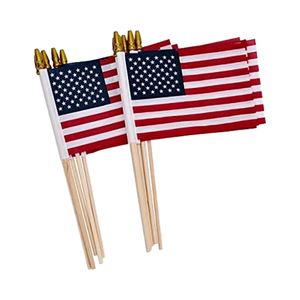 Lot de <span class=keywords><strong>12</strong></span> mini-drapeaux américains de 4x6 pouces avec bâtonnet et pointe de lance sécurisée pour enfants, décorations patriotiques pour la Journée des Vétérans et le 4 juillet - Product Image 1