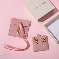 Boîte à bijoux carrée en carton ondulé personnalisable avec gaufrage et paillettes, solution de rangement de luxe pour bagues d'Halloween, vente en gros
