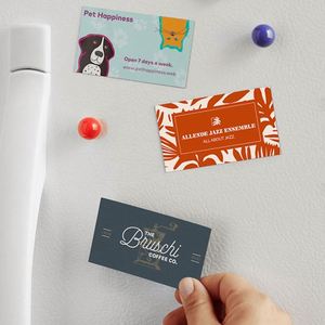 Aimants de réfrigérateur imprimés à bas prix en Chine, aimants promotionnels pour cartes de visite Sydney avec dépliant DL et logo personnalisé - Product Image 1