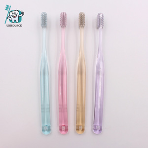 Cepillo de Dientes Transparente de Cabeza Pequeña con Cerdas Suaves de 17.5 cm, Cepillo de Dientes Manual Colorido para Uso en Hoteles - Product Image 2