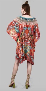Robe longue caftan africaine en viscose pour femme, poncho tunique ample style kimono, aspect satiné soyeux, tenue bohème pour les vacances et les stations balnéaires - Product Image 3