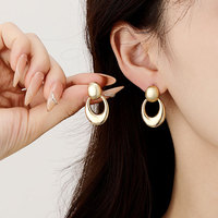 Boucles d'oreilles pendantes en alliage de perles de style vintage de Hong Kong, luxe léger, mode haut de gamme, toutes occasions